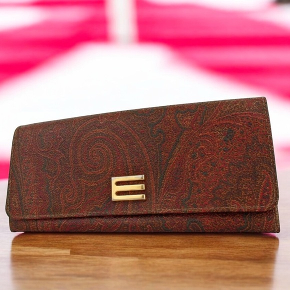 Etro Handbags - ETRO Signature Paisley Continental Wallet 😍❤️